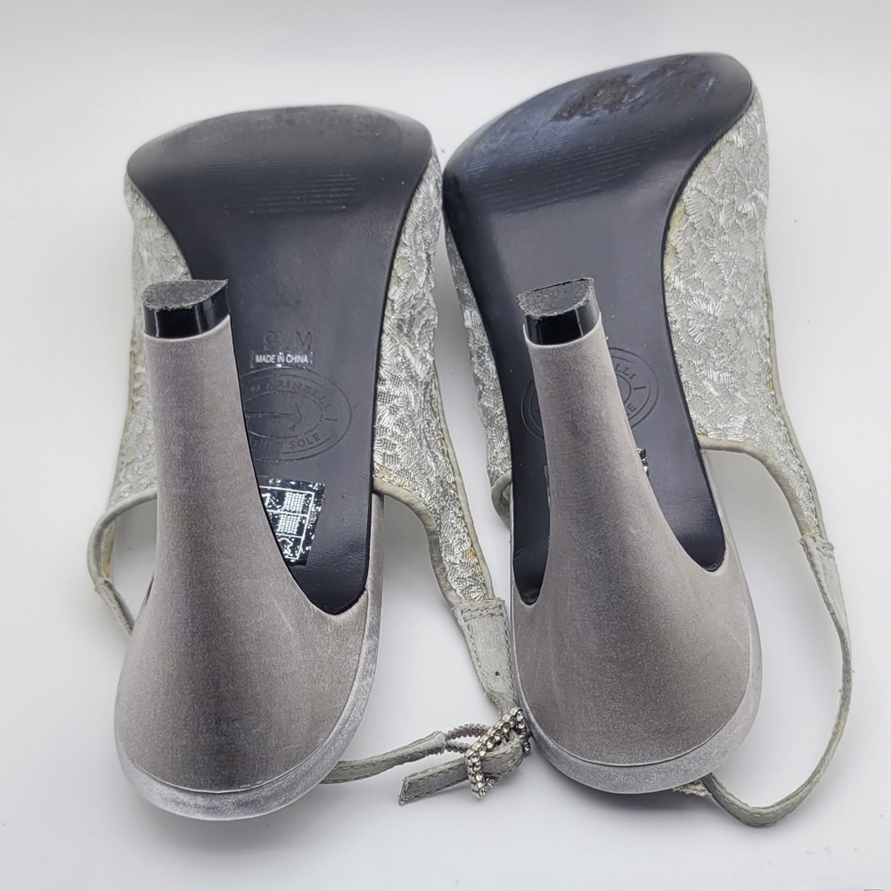 9.5M A. Marinelli Vintage Leather Shimmering Silver 3.5" Heels - Picture 8 of 10